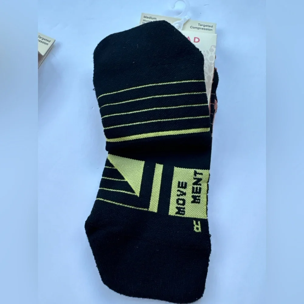 NWT Free People FP Movement x Comrad Ankle Tab Socks Size Medium